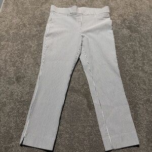 Anne Klein‎ B&W striped pants with stretchy material and waist size 12